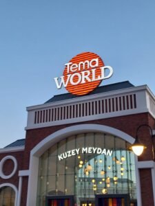 Tema World